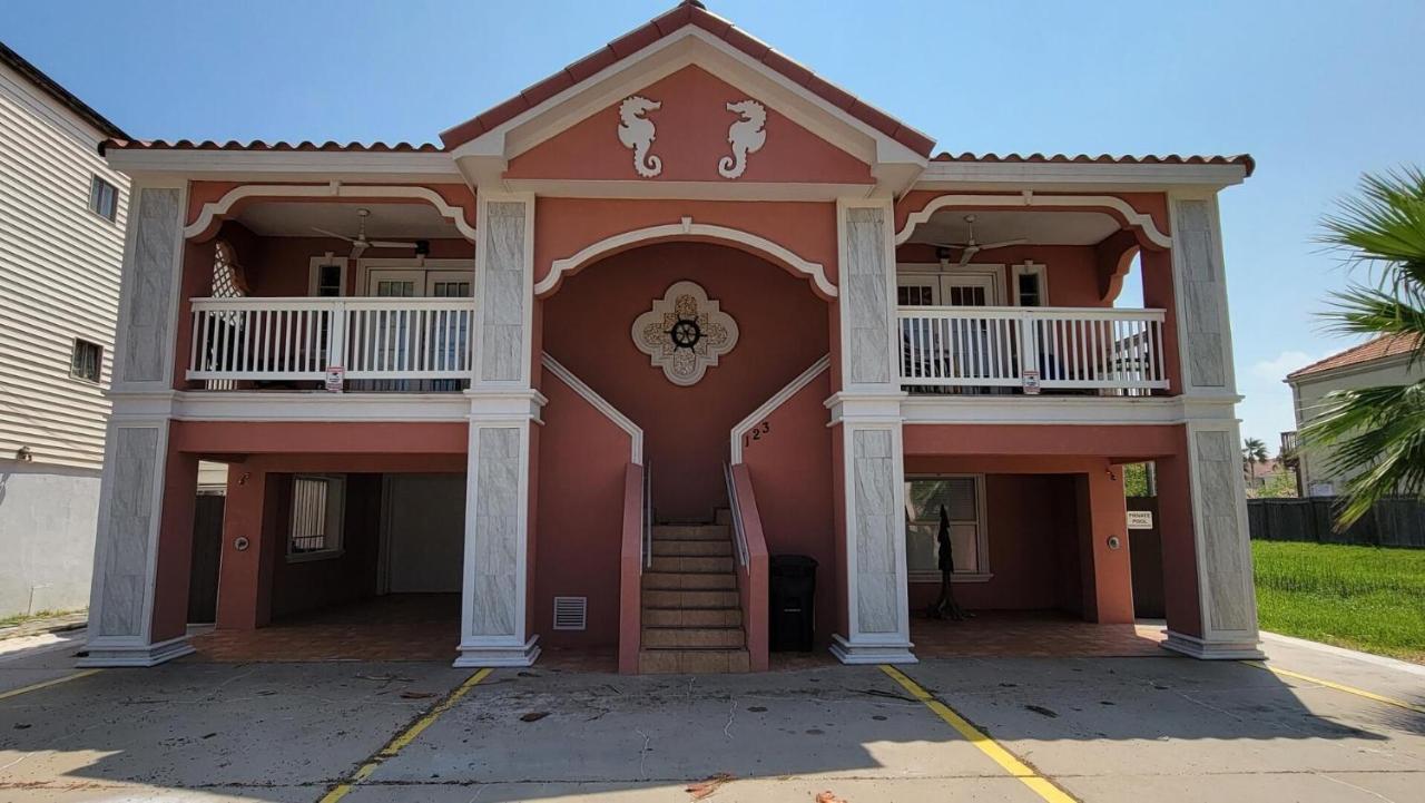 Cozy 2 Bedroom With Big Pool - Campeche Triplex Unit C Home South Padre Island Eksteriør billede