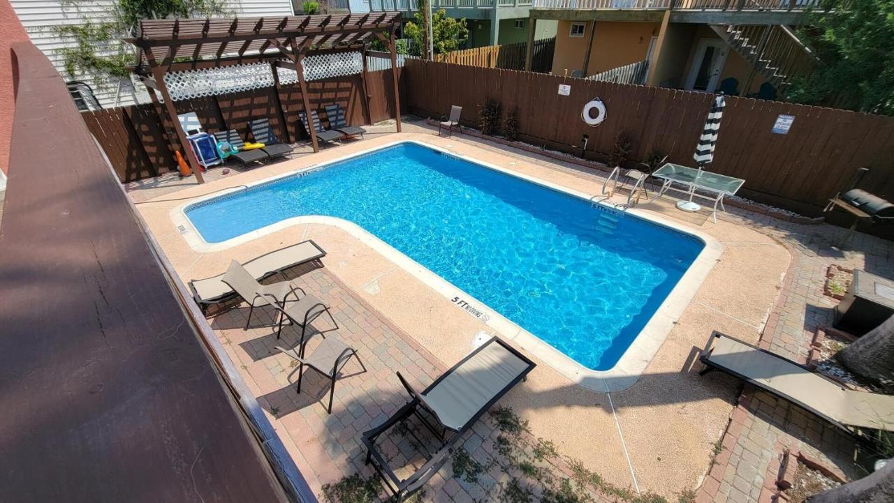 Cozy 2 Bedroom With Big Pool - Campeche Triplex Unit C Home South Padre Island Eksteriør billede