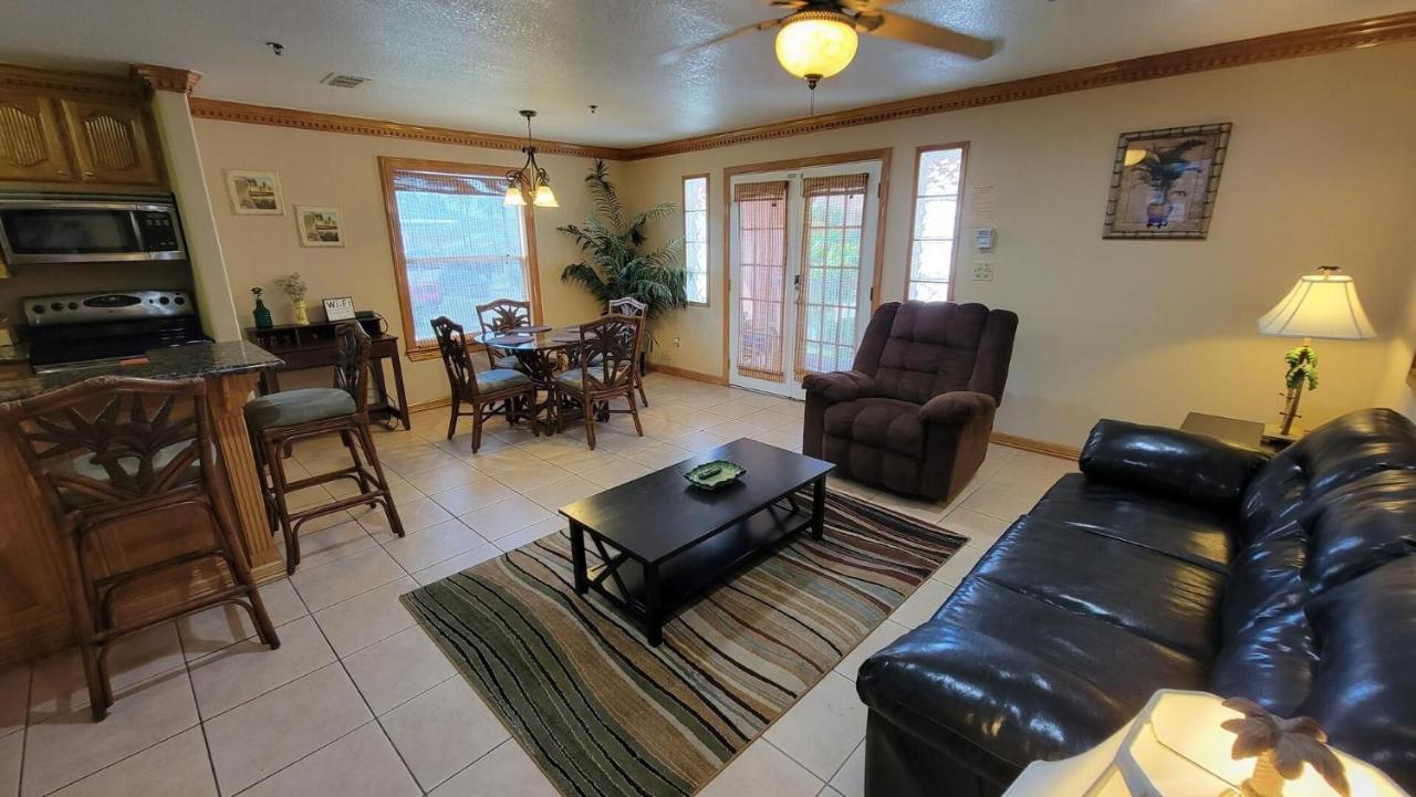 Cozy 2 Bedroom With Big Pool - Campeche Triplex Unit C Home South Padre Island Eksteriør billede
