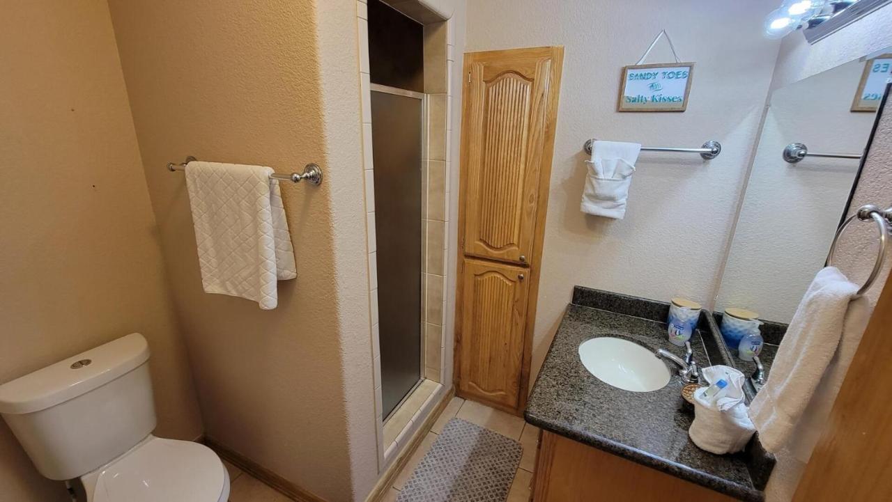Cozy 2 Bedroom With Big Pool - Campeche Triplex Unit C Home South Padre Island Eksteriør billede