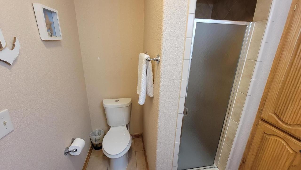 Cozy 2 Bedroom With Big Pool - Campeche Triplex Unit C Home South Padre Island Eksteriør billede